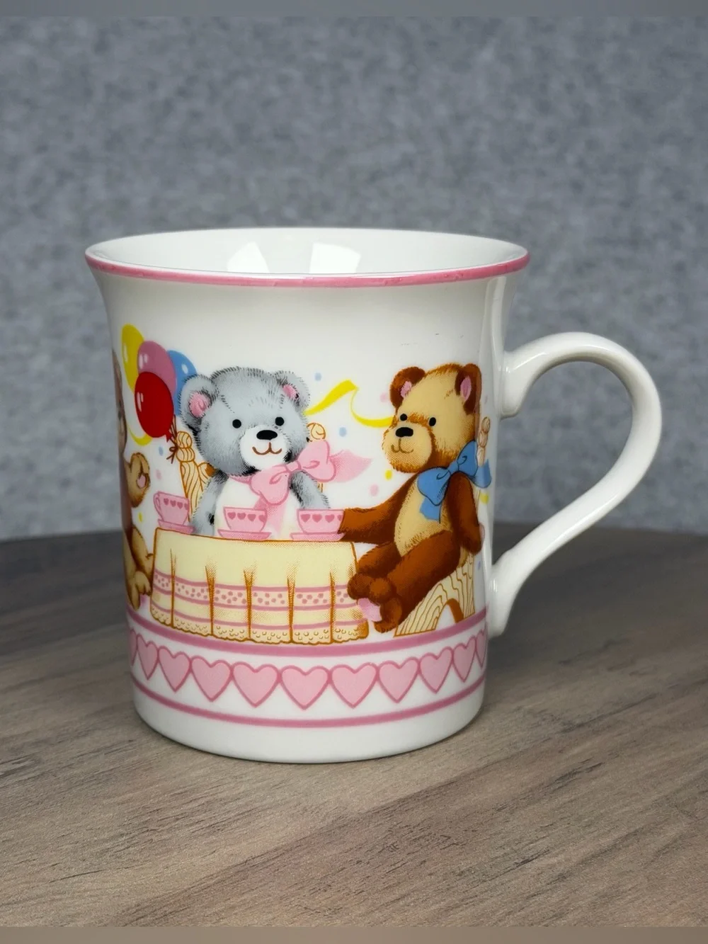 Wallace Berrie mug excellent